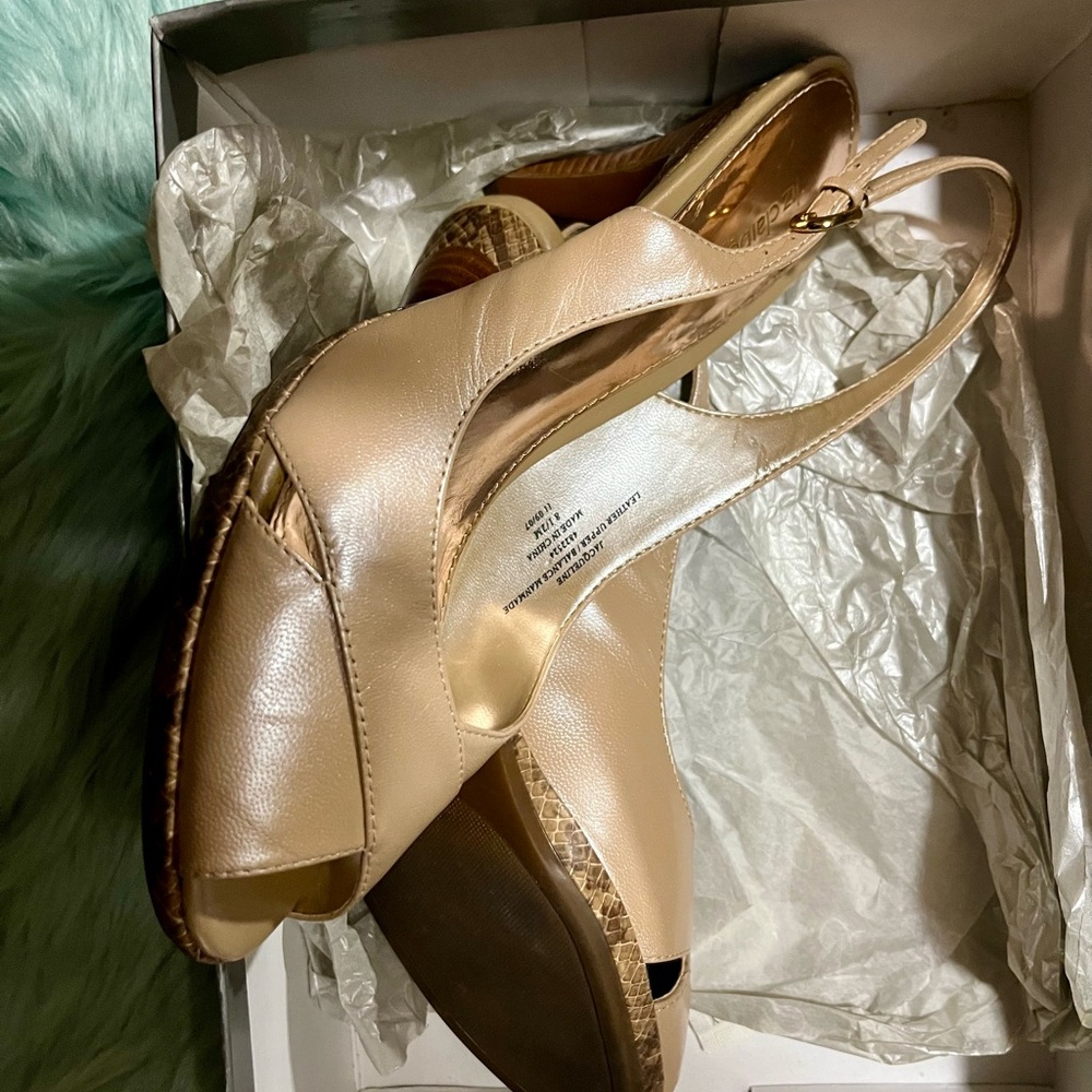 Liz Claiborne Beige Peep-Toe Wedges